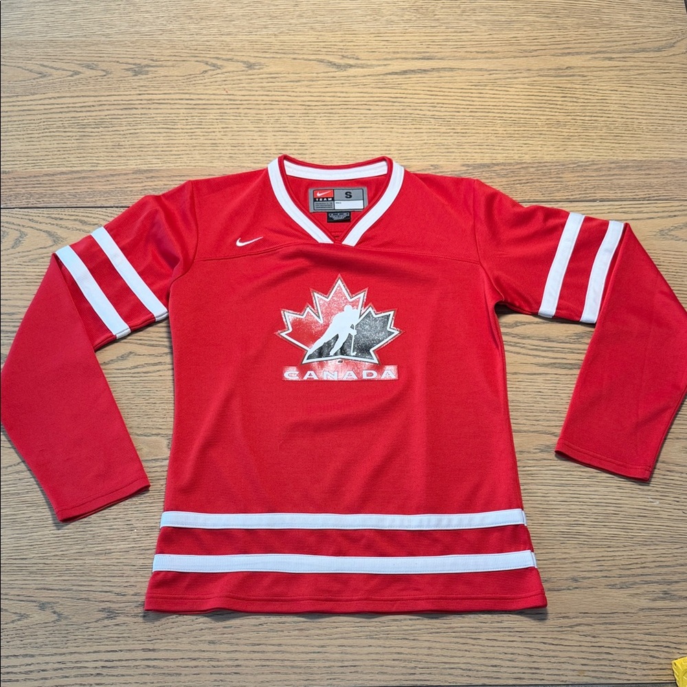 Nike Team Canada Hockey Jersey - Size Small